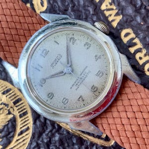 Mens Swiss Ungers Villereuse Vintage Watch: 17 Jewels Manual Wind