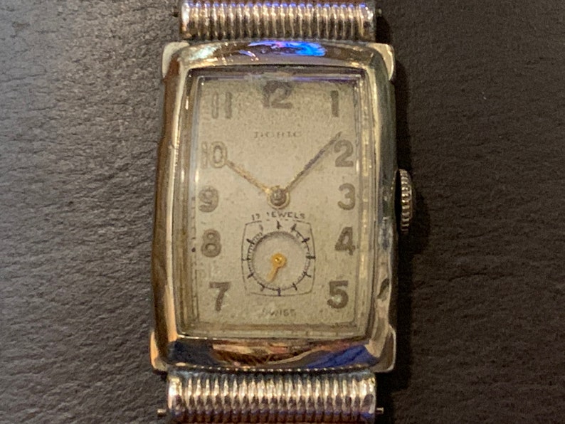 doric smart watch