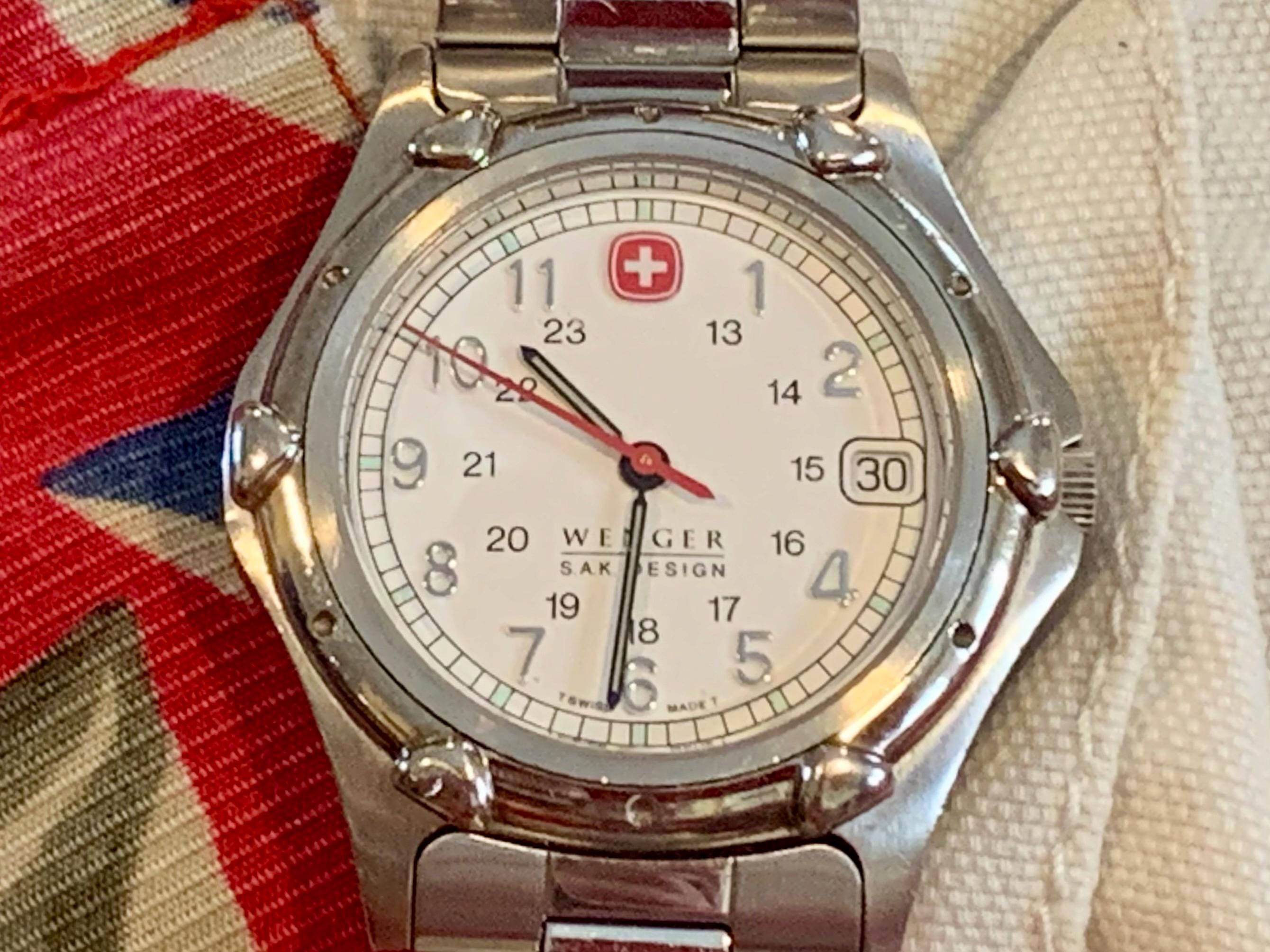 MENS WENGER Swiss Army Knife Watch 24 Hour Dial, Date | View Full