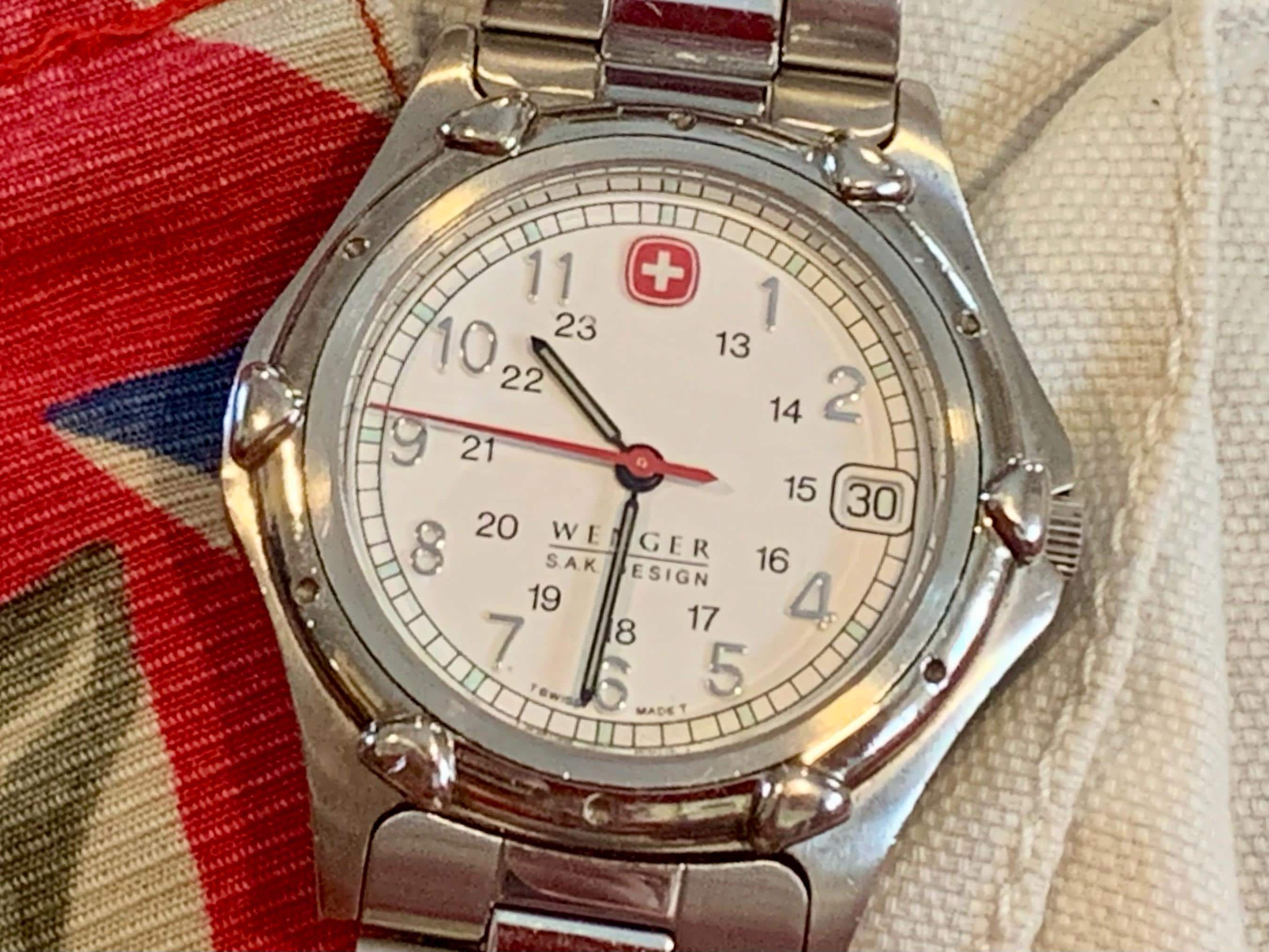MENS WENGER Swiss Army Knife Watch 24 Hour Dial, Date | Click