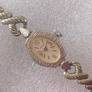 Works Vintage Dufonte L.P Lucien Piccard Manual Wind 17J Watch 22mm Ladies Fit 7 Vintage Dufonte by Lucien Piccard Ladies Watch Manual Wind  main image 3