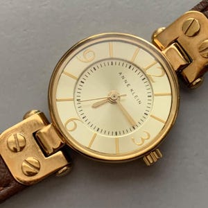 Charming Moment Womens Anne Klein Gold Plated Vintage Watch: Vendome Lugs, Quartz Showpiece, Click & Read Item Details