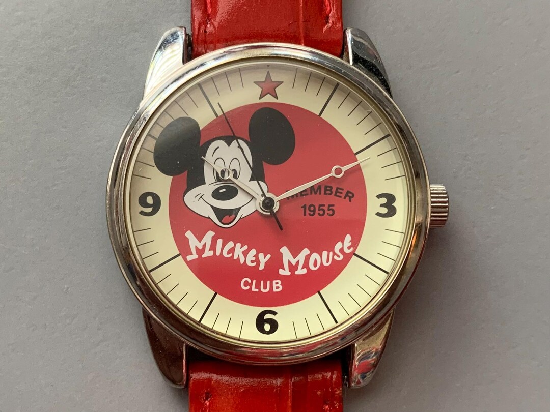 MICKEY MOUSE CLUB Vintage 1955 Watch Red and White Dial  display picture 3