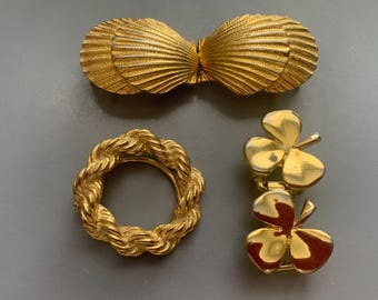 Dotty Smith Seashells Belt Buckle Golden Shamrock Wreath Fresh to Market | Click Item Details