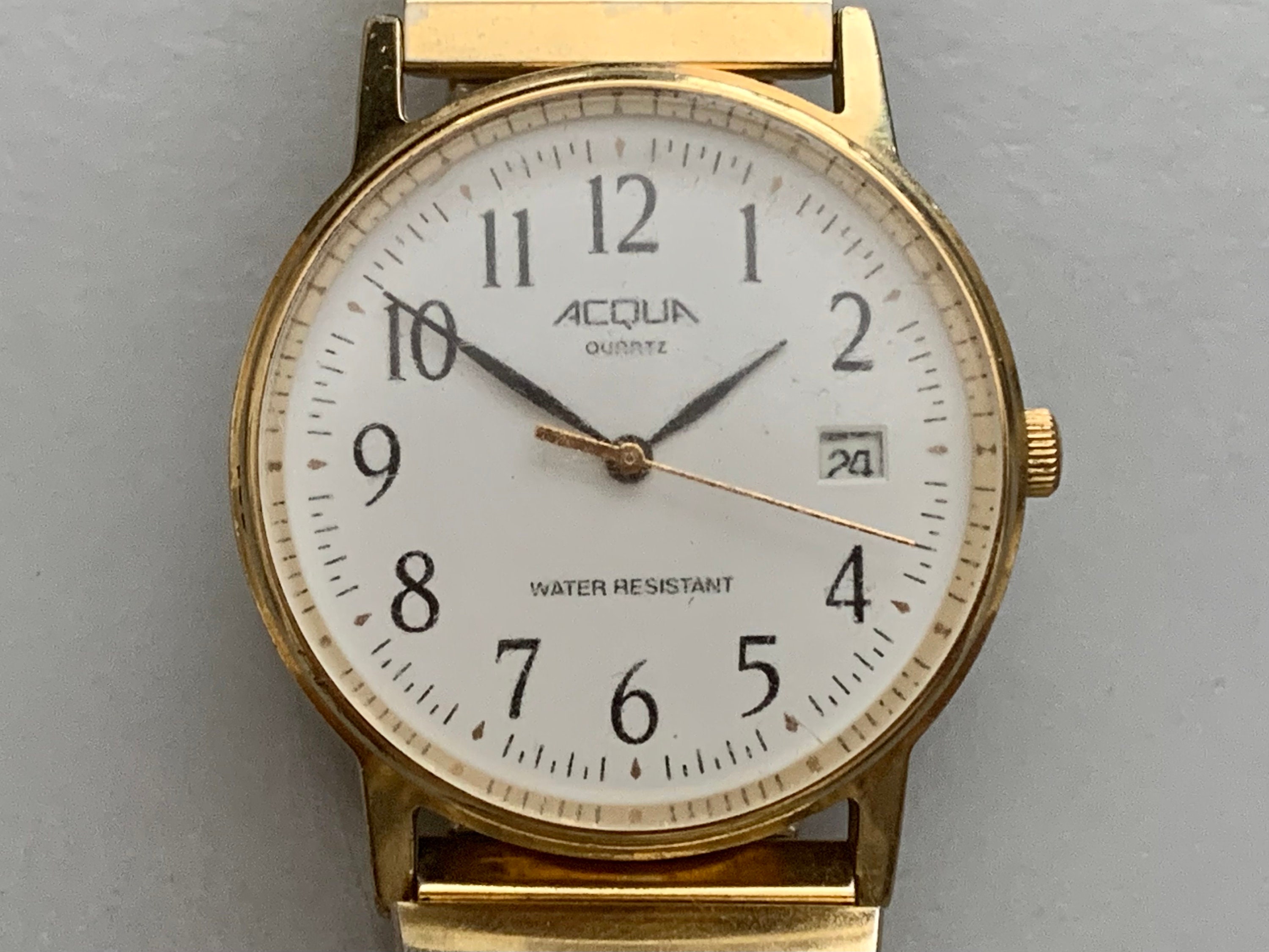 Acqua quartz watch water resistant cheap