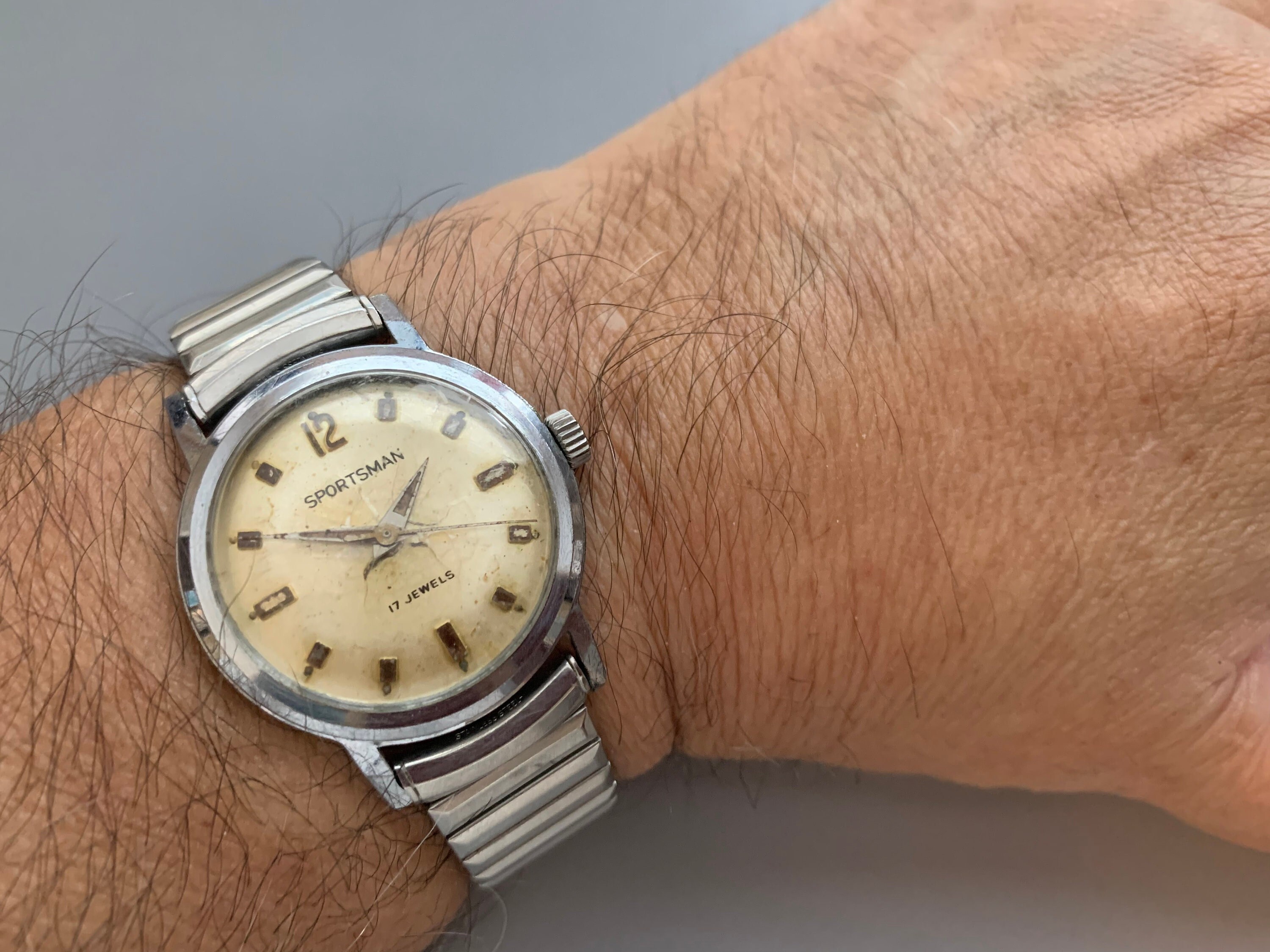 Elgin sportsman store quartz watch