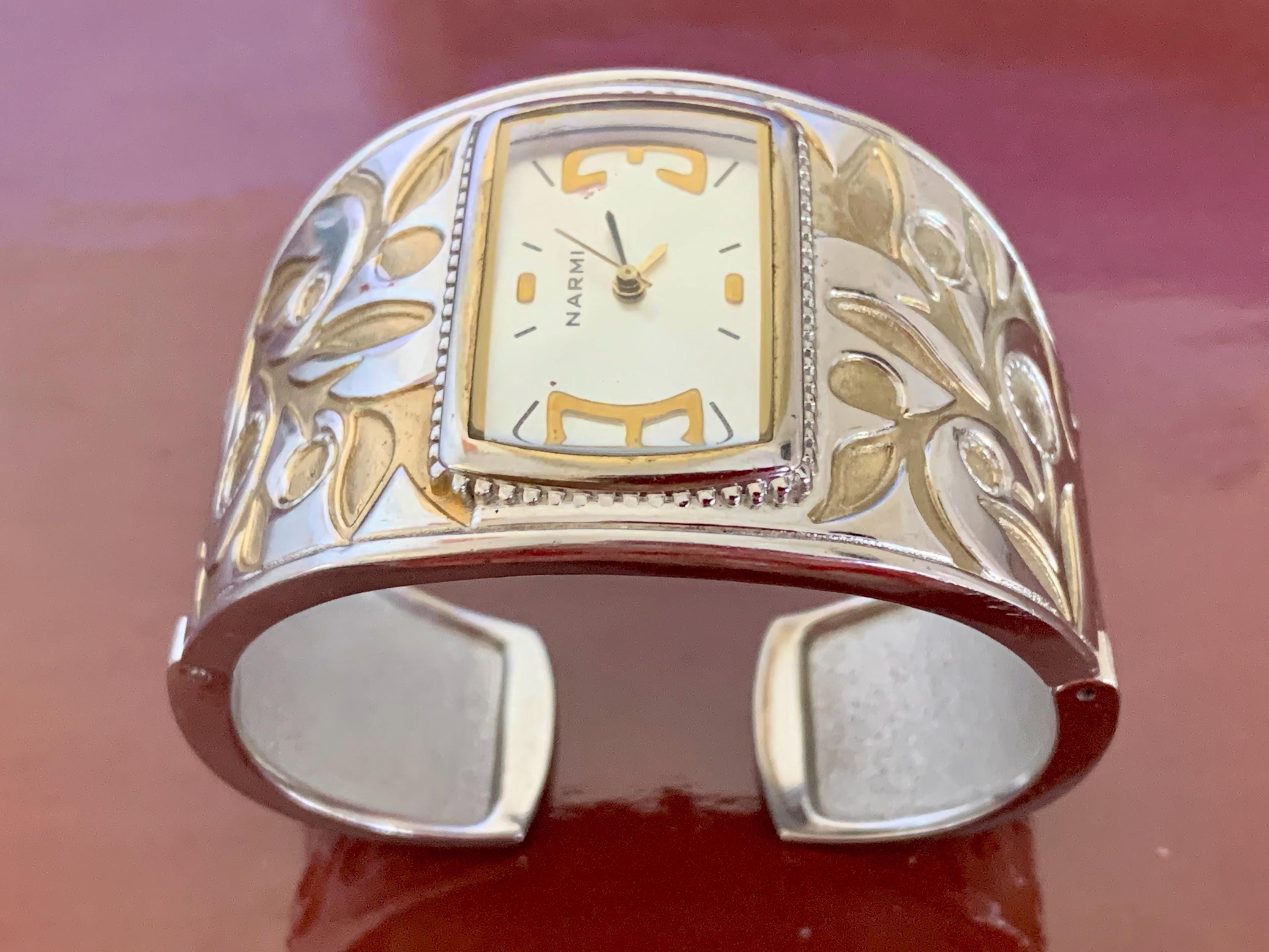Retro Y2K Narmi White Analog Watch pearly face stretchy working unisex me women Narmi Quartz Watch - Etsy main image 2