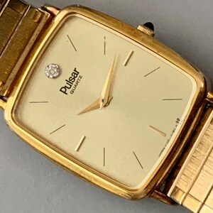 Pure Perfection PULSAR Mens Vintage Gold Plated Rectangular Watch, Quartz Ultra Slim Watch, Golden Dial, See Item Details image 4