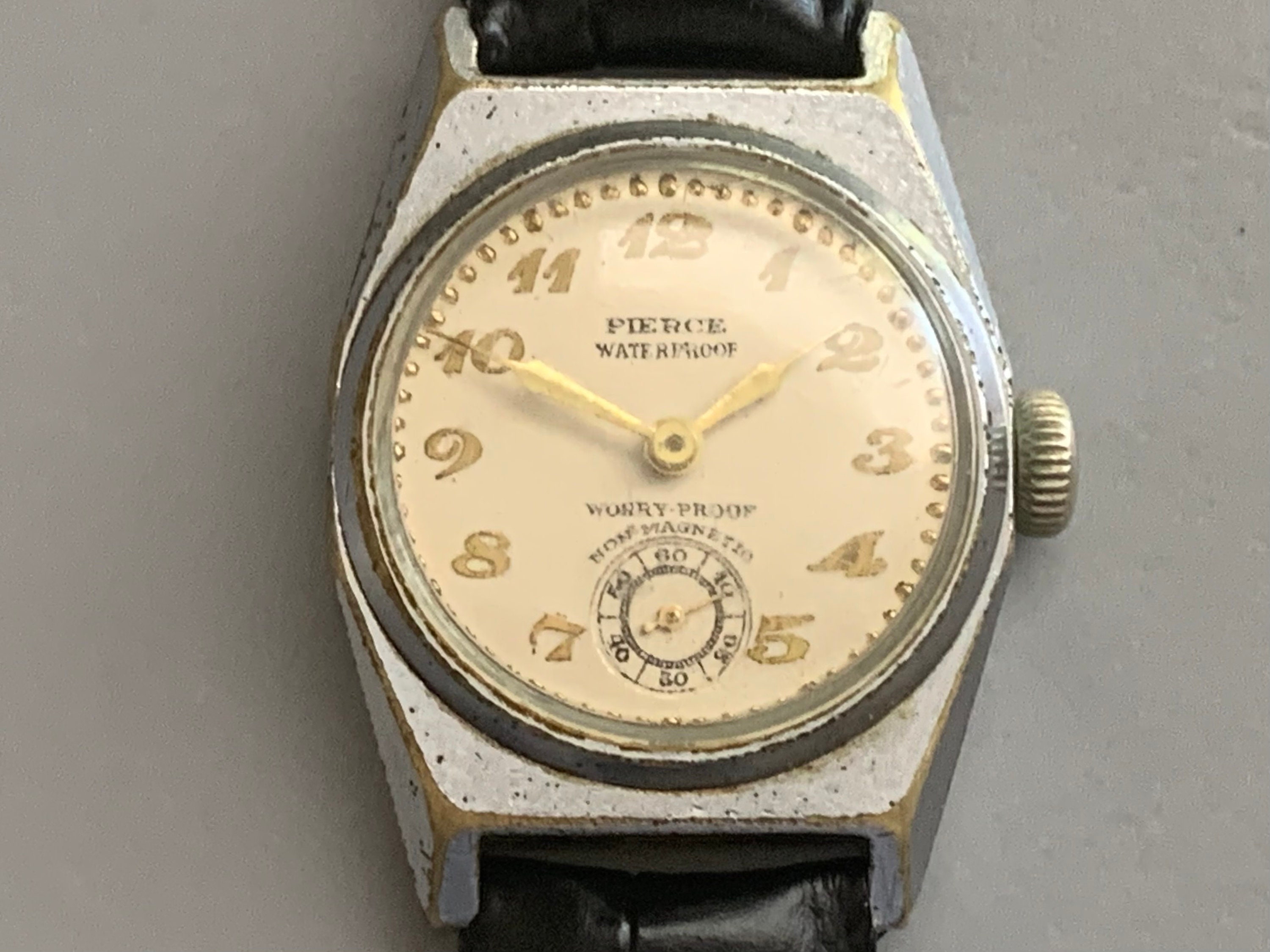 Mens Vintage Pierce Swiss Military Watch: WWII Pilot Style, 17J