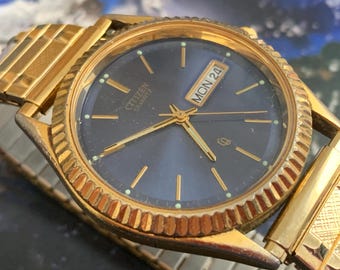 AIRPLANE BOEING WATCH Rotating Plane Animated Jet Second Hand