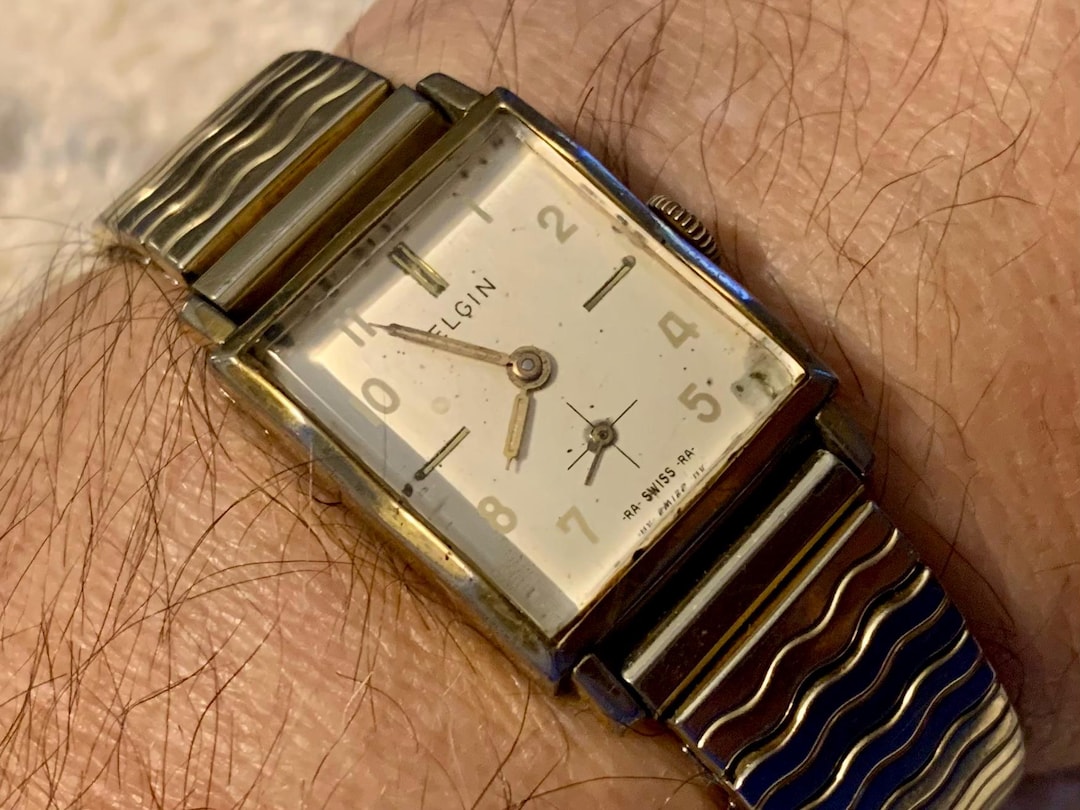 Mens Vintage Elgin Watch: Gold Plate Art Deco Swiss 17 Jewels