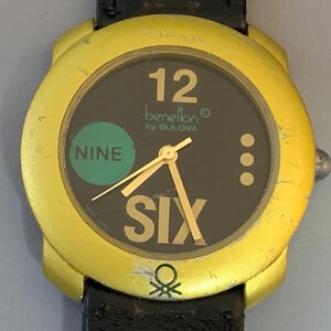 ヴィンテージ　benetton bulova 置時計 Benetton by Bulova Vintage Quartz Fashion Watch - Retro Stylish