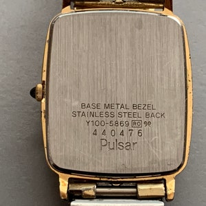 Pure Perfection PULSAR Mens Vintage Gold Plated Rectangular Watch, Quartz Ultra Slim Watch, Golden Dial, See Item Details image 10