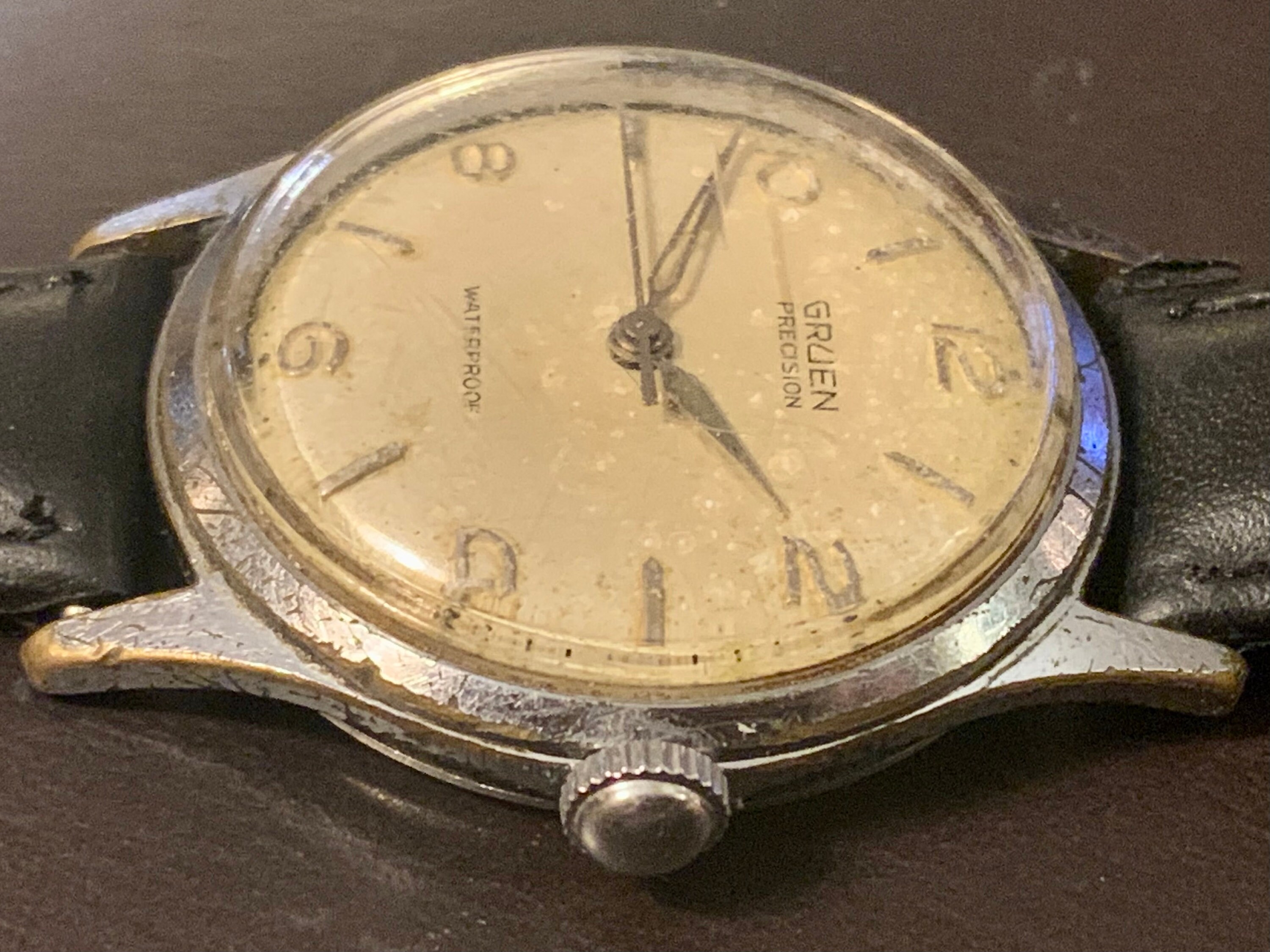GRUEN 007 Style PRECISION MENS Watch Round 17 Jewels Watch