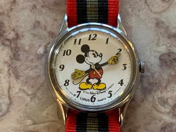 Mickey Mouse Wrist Watch, Round Bezel, Stainless S