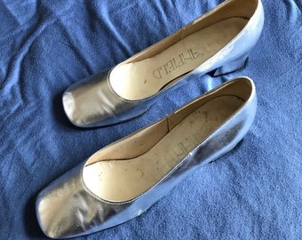 1960's Block Heeled Silver Shoes