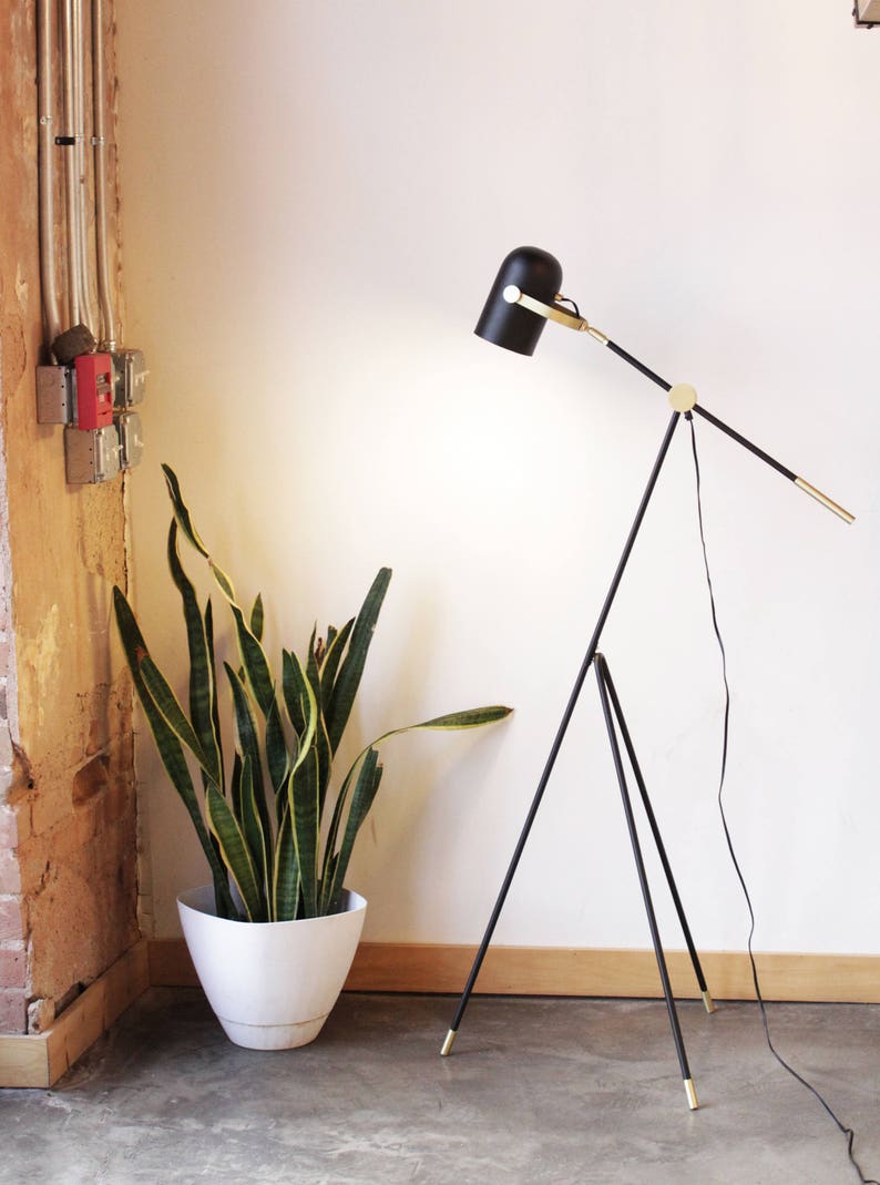 Eqlight Industrial Theatrical 1 Light Tripod Directional Floor
