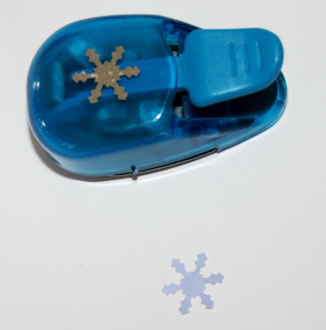 Small Snowflake Shape blue Thumb Paper Punch From EK Success 