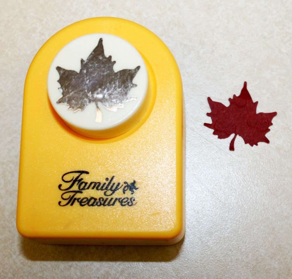 Two Slot Corner Paper Punch From Family Treasures 