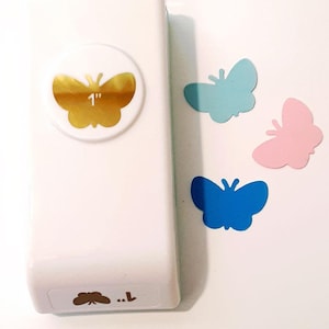 Medium 1 Inch Butterfly Paper Punch from We R Memory Keepers