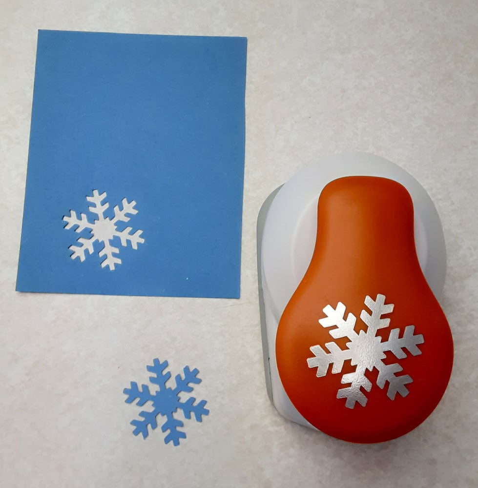 Medium 1 Inch Snowflake Paper Punch from Marvy Uchida