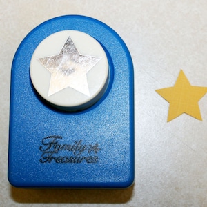 Medium Star Paper Punch
