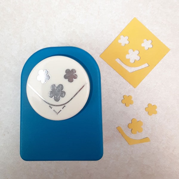 Medium Corner Rounder with Three Daisy Flowers Paper Punch from McGill