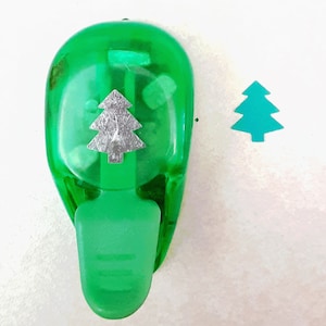 Petite perforatrice en forme de pouce d'arbre de Noël à feuilles persistantes de EK Success