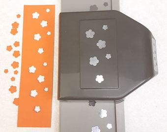 Confetti Flowers Border Paper Punch retired from Stampin Up