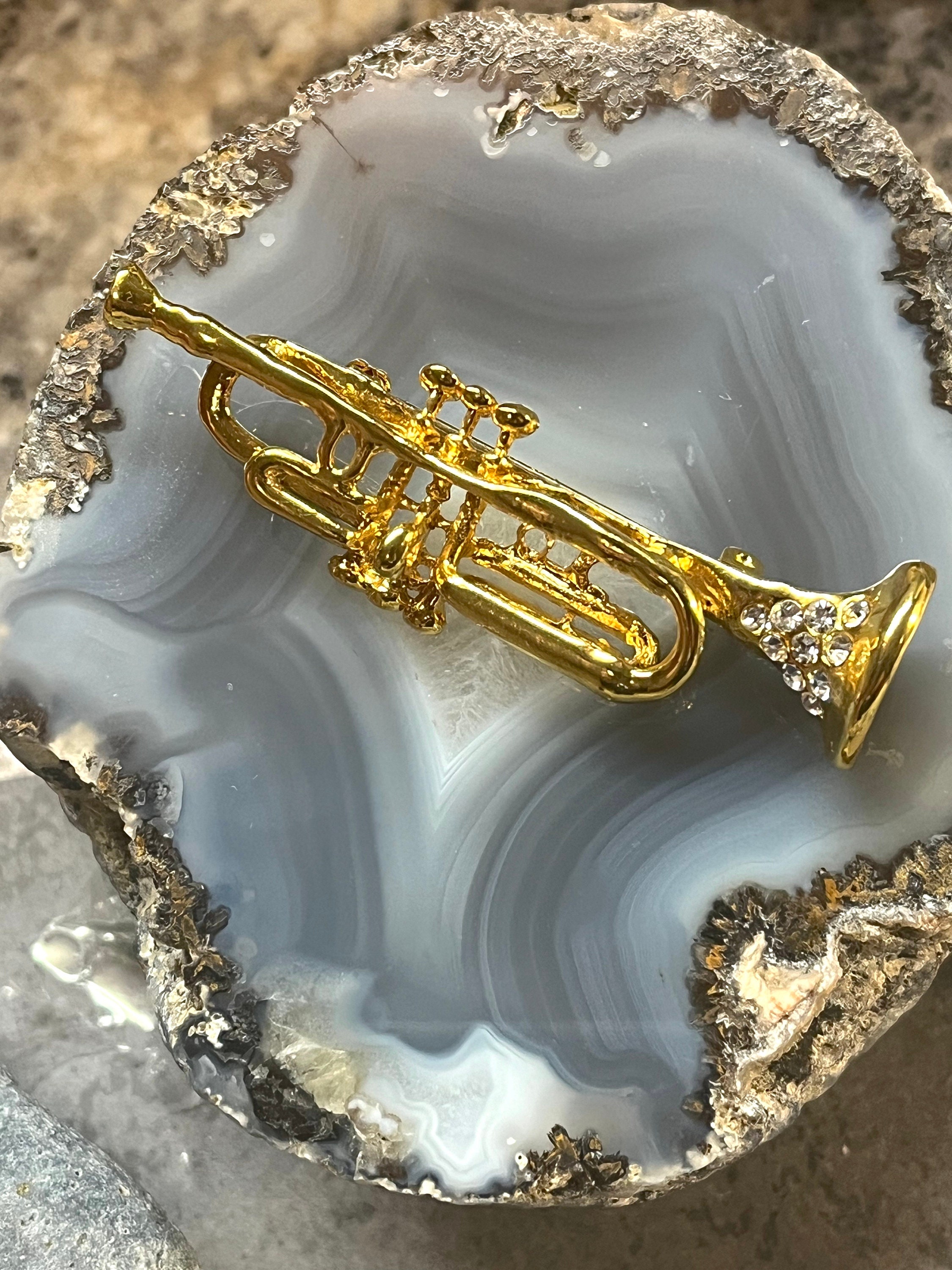 Trumpet pin deals