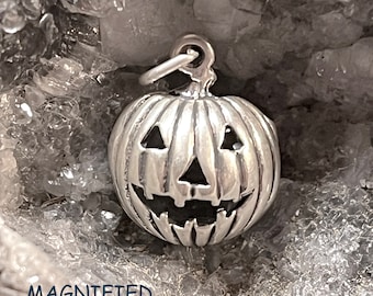 Sterling Jack-o-Lantern charm, Sterling pumpkin charm, Halloween charm, 925 pumpkin charm, Halloween pumpkin, 925 Jack o lantern charm