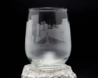 Winnipeg Manitoba Canada Skyline Wine Glass Tumbler & Stemless Wine Glass Etched Gift - Custom Stemware Personalized Etched Modern Cityscape