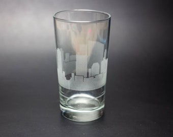 Nashville Tennessee Skyline Geätzt Collis Highball Cocktail Mojito Glas - Benutzerdefinierte Barware Geschenke - Personalisierte gravierte moderne Stadtbild