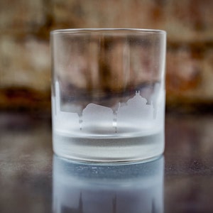 Verre à cocktail Skyline Dubrovnik Croatie - Personnalisation GRATUITE - Cadeau pour amateur de whisky - Souvenir de voyageur urbain - Accessoires de bar - Verre à roche
