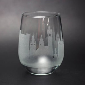 Glasgow Scotland Skyline Wine Glass Tumbler & Stemless Wine Glass Etched Gift - Custom Stemware - Personalized Engraved Modern Cityscape