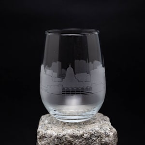 Madison Wisconsin Skyline Wine Glass Tumbler & Stemless Wine Glass Etched Gift - Custom Stemware - Personalized Engraved Modern Cityscape