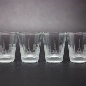 R And R Imports Paris France Design A Souvenir 1.5 Ounce Shot Glass Round Clear Single