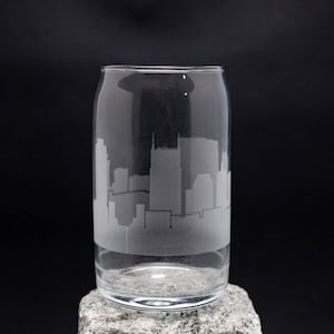 Nashville Tennessee Skyline Glass Can - Ice Coffee Cup - Home Coffee Bar Essential - FREE Peronalization - Urban Landmark Map Souvenir