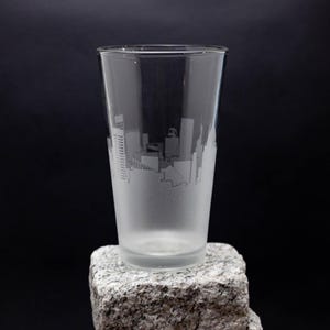 Baltimore Maryland Skyline beer pint Glass - FREE Personalization -   Home Bar Travel Souvenir - Etched Urban Map Drinking Tumbler