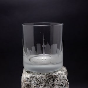 Toronto Canada Skyline Custom Etched Old Fashioned Rocks Whiskey Cocktail Glass Barware Gift Personalized Engraved Cityscape Cup