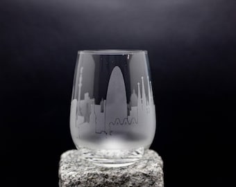 Barcelona Spanien Skyline Weinglas & Stemless Becher - KOSTENLOSE Personalisierung - Urban Traveller Souvenir - Geätztes Stadt-Landkarten-Andenken