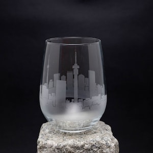 Johannesburg Südafrika Skyline Weinglas & Stemless Becher - KOSTENLOSE Personalisierung - Urban Traveller Souvenir - Geätzte Wahrzeichenkarte