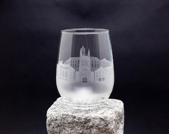 Columbia Missouri Skyline Wine Glass & Stemless Goblet -  FREE Personalization - Urban Traveler Souvenir - Etched City Landmark Map Keepsake