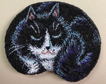 Long Haired Tuxedo Kitty Magnet – Hand Painted Sand – Black and White Cat
