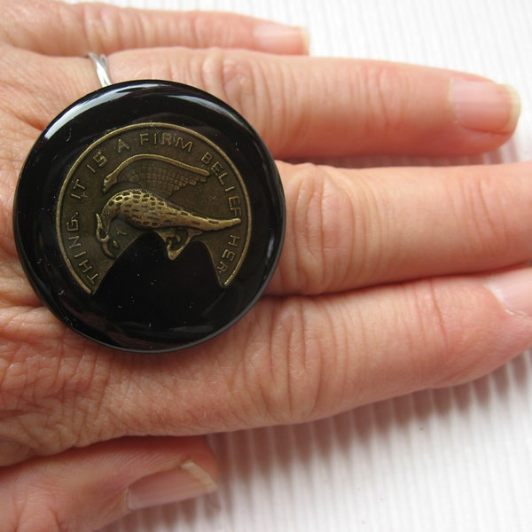 PROMOTION Large unisex adjustable ring, American Vintage Eagle on black resin background diameter 35mm