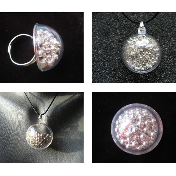 PROMOTION Bijoux bague collier boucles d'oreilles unisexes perles argentées mobiles sertie en résine dans une sphère en plexi diamètre 30mm