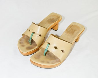 Y2K Cole Haan Tan Thong Clogs / Sandals / Size 6.5