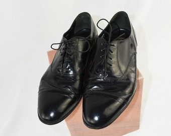 80's Black Leather Lace Up Oxfords / Men's 8.5, Women's 10