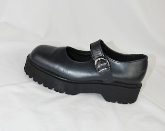 90's Dr Marten Vintage Platform Mary Janes / UK 8, US 10.5