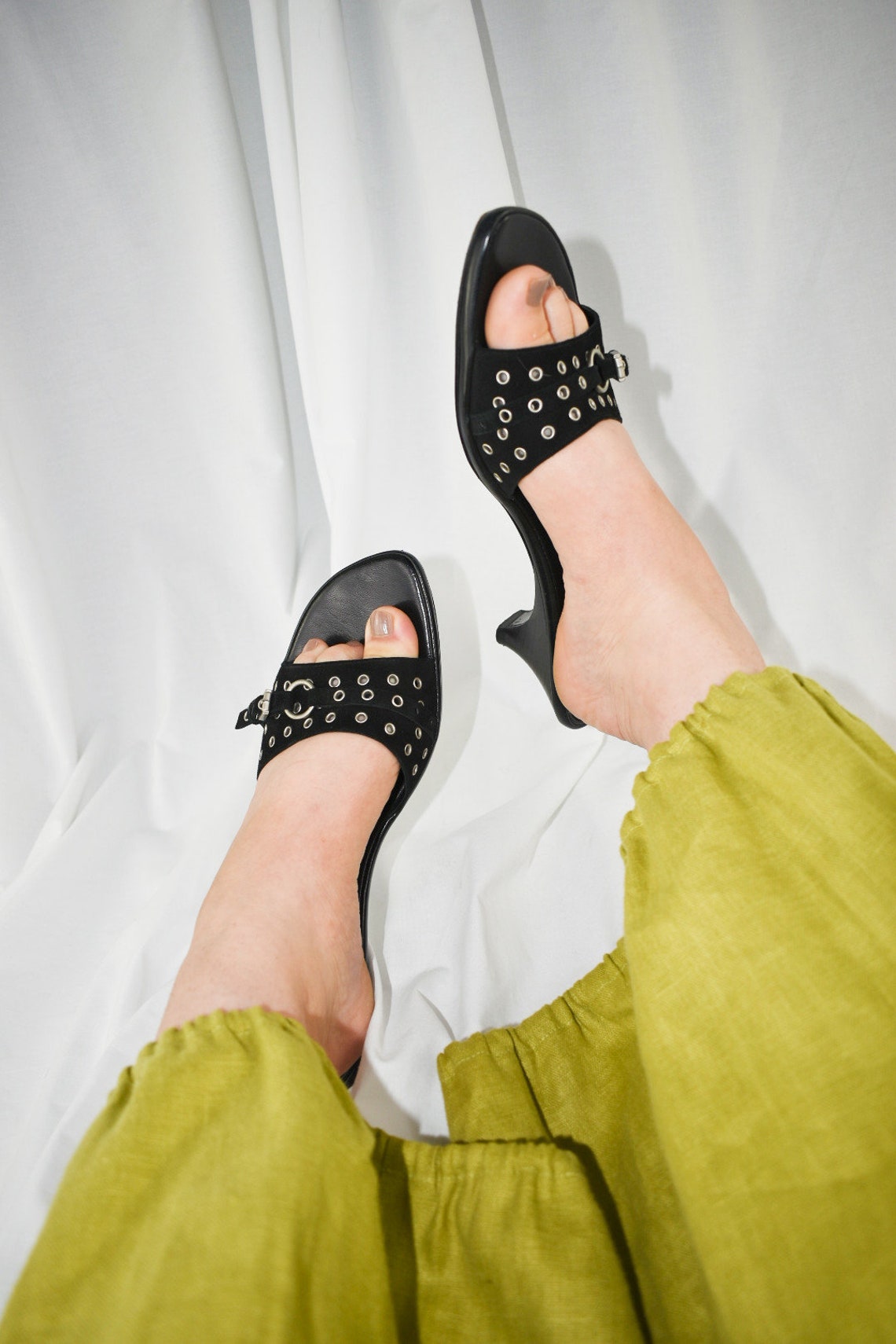 Y2K Black Suede Grommet Slides Sandals / Size 10 | Etsy
